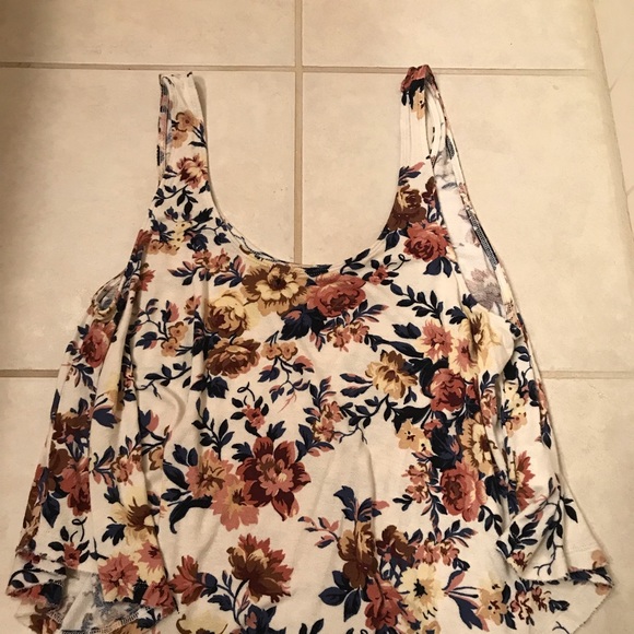 American Eagle Flowy Floral Tank Top - Picture 1 of 4
